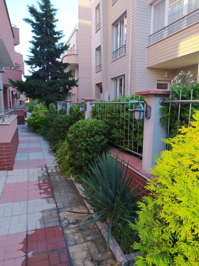 Apartment In Complex Tara Равда Екстер'єр фото